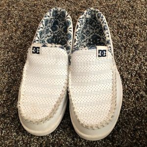 DC slip on shoes